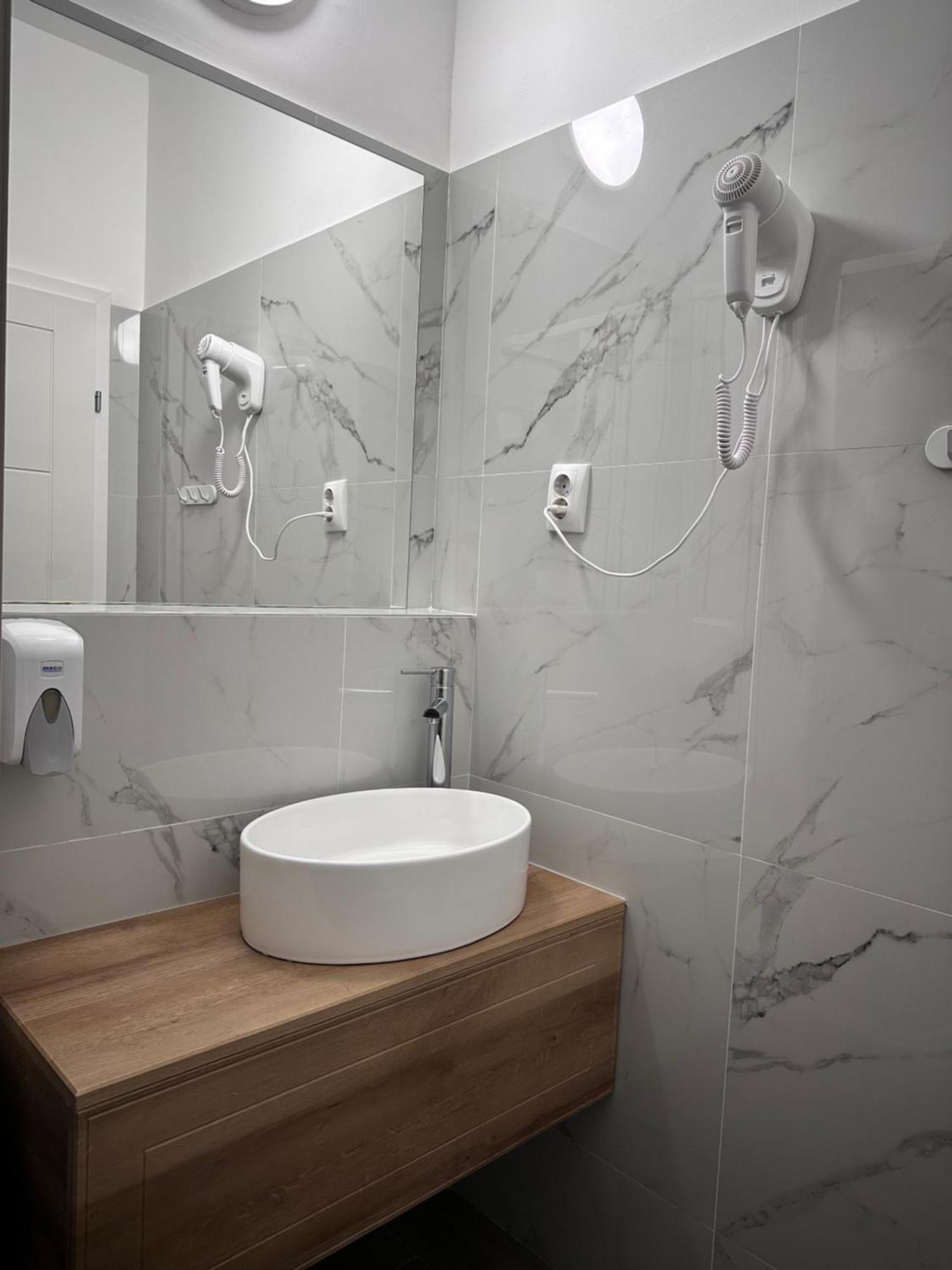 Hotel Paso Cluj-Napoca Eksteriør billede